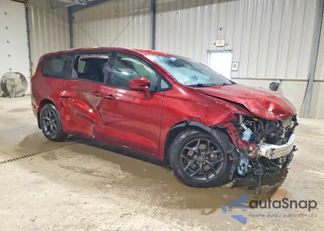 2020 Chrysler Pacifica Touring z USA, uszkodzony, nr VIN 2C4RC1FG0LR123316